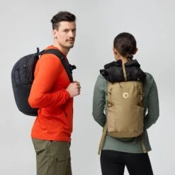 FJÄLLRÄVEN Abisko Softpack 16L 41 FJÄLLRÄVEN Abisko Softpack 16L -Sportswear Shop abisko softpack 16l bags fjallraven 820592
