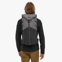 Patagonia Terravia Pack 28L - 100% Recycled Nylon -Sportswear Shop altvia pack 28l 100 recycled nylon bags patagonia 705408