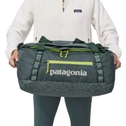 Patagonia Black Hole Duffel 40L - 100% Postconsumer Recycled Polyester -Sportswear Shop black hole duffel 40l patagonia 322434