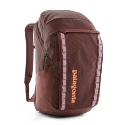 Patagonia Black Hole Pack 32L - 100% Recycled Polyester -Sportswear Shop black hole pack 32l 100 recycled polyester bags patagonia dulse mauve 293302