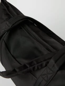 BJØRN BORG Borg Daily Tote 22L -Sportswear Shop borg daily tote 22l bags bjorn borg 180453