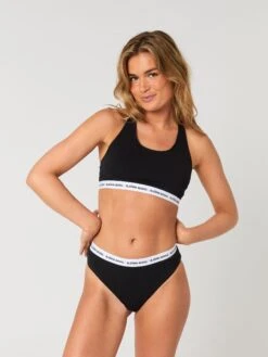 BJØRN BORG Core Logo Soft Top -Sportswear Shop core logo soft top bra bjorn borg 123133