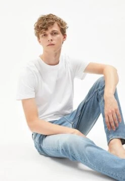 Armedangels M's Aarjo Tarpa Jeans - Tapered Fit Denim - Organic Cotton -Sportswear Shop ms aaro jeans tapered fit denim organic cotton pants armedangels 589164