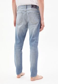 Armedangels M's Aarjo Tarpa Jeans - Tapered Fit Denim - Organic Cotton -Sportswear Shop ms aaro jeans tapered fit denim organic cotton pants armedangels 602547