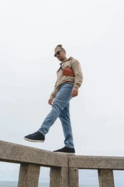 Armedangels M's Aarjo Tarpa Jeans - Tapered Fit Denim - Organic Cotton -Sportswear Shop ms aaro jeans tapered fit denim organic cotton pants armedangels 672154