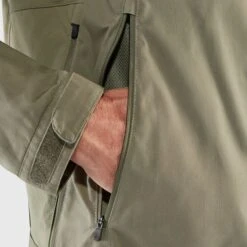 FJÄLLRÄVEN M's Abisko Lite Trekking Jacket - G-1000® Lite Eco - Recycled PET & Organic Cotton -Sportswear Shop ms abisko lite trekking jacket g 1000r lite eco recycled pet organic cotton jacket fjallraven 646371