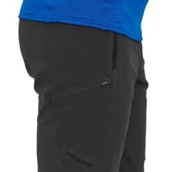 Patagonia M's Altvia Light Alpine Pants - Recycled Polyester -Sportswear Shop ms altvia light alpine pants recycled polyester pants patagonia 610520