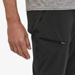 Patagonia M's Terravia Trail Pants - Recycled Polyester -Sportswear Shop ms altvia trail pants recycled polyester pants patagonia 714079