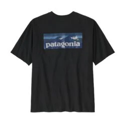 Patagonia M's Boardshort Logo Pocket Responsibili-Tee - Recycled Cotton & Recycled Polyester -Sportswear Shop ms boardshort logo pocket responsibili tee recycled cotton recycled polyester shirt patagonia 357876