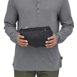 Patagonia M's Down Sweater Hoody - Recycled Nylon & RDS Certified Down -Sportswear Shop ms down sweater hoody recycled nylon rds certified down jacket patagonia 113099