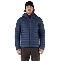 Patagonia M's Down Sweater Hoody - Recycled Nylon & RDS Certified Down -Sportswear Shop ms down sweater hoody recycled nylon rds certified down jacket patagonia new navy s 175543