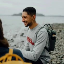 FJÄLLRÄVEN M's Fjällräven Logo Sweatshirt - 100% Organic Cotton -Sportswear Shop ms fjallraven logo sweatshirt 100 organic cotton shirt fjallraven 500463