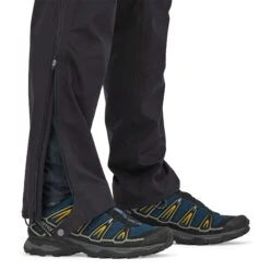 Patagonia M's Granite Crest Rain Pants - NetPlus® 100% Recycled Nylon -Sportswear Shop ms granite crest rain pants netplusr 100 recycled nylon pants patagonia 948906