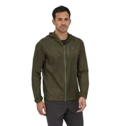 Patagonia M's Houdini® Jacket - 100% Recycled Nylon -Sportswear Shop ms houdinir jacket 100 recycled nylon jacket patagonia basin green s 691569