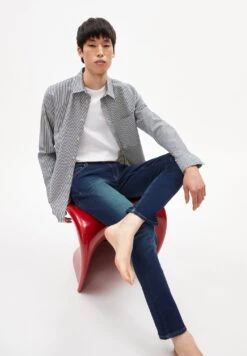 Armedangels M's Jaari Strech - Slim Fit Jeans - Organic Cotton -Sportswear Shop ms jaari strech slim fit jeans organic cotton armedangels 438763