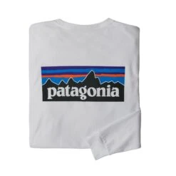 Patagonia M's Long-Sleeved P-6 Logo Responsibili-Tee® - Recycled Polyester -Sportswear Shop ms long sleeved p 6 logo responsibili teer recycled polyester shirt patagonia white s 395708