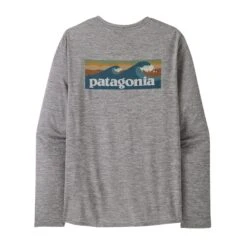 Patagonia M's L/S Cap Cool Daily Graphic Shirt - Waters - Recycled Polyester -Sportswear Shop ms ls cap cool daily graphic shirt waters recycled polyester shirt patagonia 658822