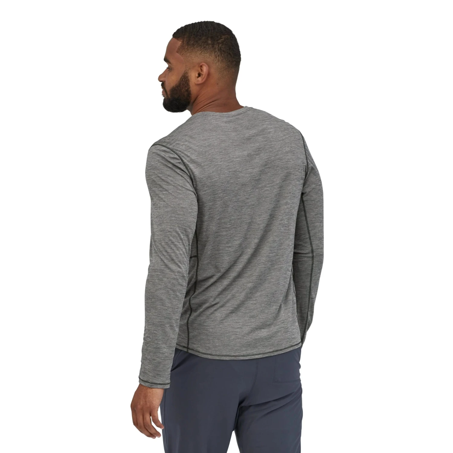 Patagonia M's L/S Cap Cool Lightweight Shirt - 100% Recycled Polyester 4 Patagonia M's L/S Cap Cool Lightweight Shirt - 100% Recycled Polyester - Image 2