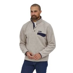 Patagonia M's LW Synch Snap-T Fleece Pullover - 100% Recycled Polyester -Sportswear Shop ms lw synch snap t fleece pullover 100 recycled polyester shirt patagonia 437655