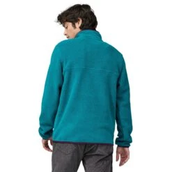 Patagonia M's LW Synch Snap-T Fleece Pullover - 100% Recycled Polyester -Sportswear Shop ms lw synch snap t fleece pullover 100 recycled polyester shirt patagonia 871605