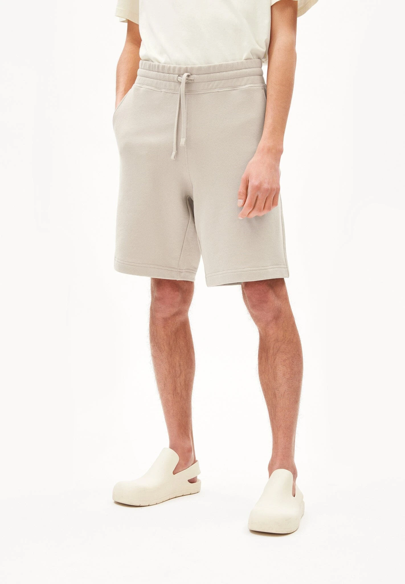 Armedangels M's Maarcolos Comfort Shorts 4 Armedangels M's Maarcolos Comfort Shorts - Image 2