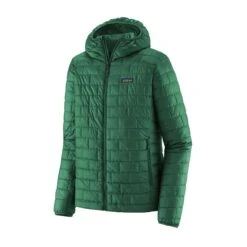Patagonia M's Nano Puff Hoody - 100% Recycled Polyester -Sportswear Shop ms nano puff hoody 100 recycled polyester jacket patagonia conifer green s 778843