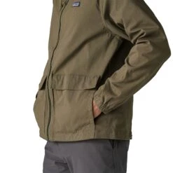 Patagonia M's Nomader Hoody Jkt -Sportswear Shop ms nomader hoody jkt jacket patagonia 376571