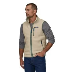 Patagonia M's Retro Pile Vest - Recycled Polyester -Sportswear Shop ms retro pile vest recycled polyester jacket patagonia dark natural m 897798