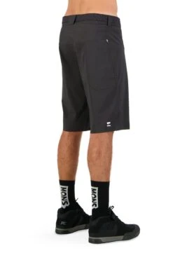 Mons Royale M's Virage Bike Shorts - Recycled Polyester & Merino -Sportswear Shop ms virage bike shorts recycled polyester merino pants mons royale 251272