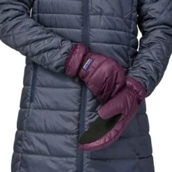 Patagonia Nano Puff Mitts - Recycled Polyester 15 Patagonia Nano Puff Mitts - Recycled Polyester -Sportswear Shop nano puff mitts recycled polyester gloves patagonia 912988