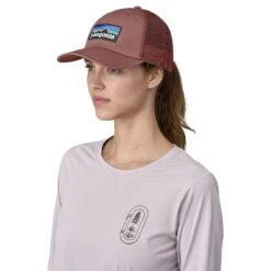 Patagonia P-6 LoPro Trucker Cap - Organic Cotton -Sportswear Shop p 6 lopro trucker cap organic cotton headwear patagonia dulse mauve 367724