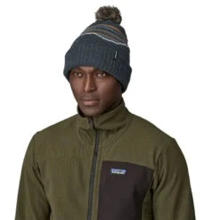 Patagonia Powder Town Beanie -100% Recycled Polyester -Sportswear Shop powder town beanie 100 recycled polyester headwear patagonia 237909
