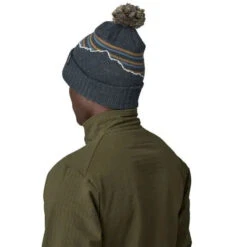 Patagonia Powder Town Beanie -100% Recycled Polyester -Sportswear Shop powder town beanie 100 recycled polyester headwear patagonia 634554