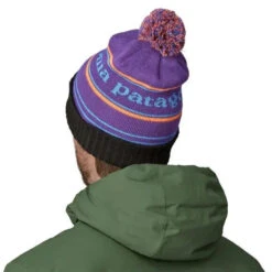 Patagonia Powder Town Beanie -100% Recycled Polyester -Sportswear Shop powder town beanie 100 recycled polyester headwear patagonia 840546