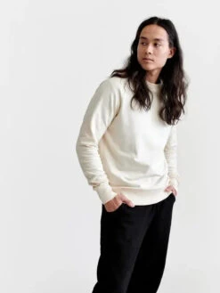 Sweatshirt Raglan Unisex - Recycled Cotton & Recycled Polyester -Sportswear Shop sweater raglan unisex recycled cotton recycled polyester shirt pure waste ecru xs 220203