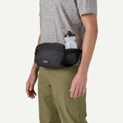 Patagonia Terravia Hip Bag 5L - Recycled Nylon -Sportswear Shop terravia hip bag 5l recycled nylon bags patagonia 488669