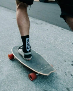 Mons Royale Unisex Atlas Crew Sock - Merino Wool -Sportswear Shop unisex atlas crew sock merino wool socks mons royale 785027