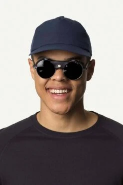 Houdini Unisex Daybreak Cap - Recycled Polyester -Sportswear Shop unisex daybreak cap recycled polyester headwear houdini blue illusion sm 275403