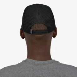 Patagonia Unisex P-6 Logo Trucker Hat - Organic Cotton -Sportswear Shop unisex p 6 logo trucker hat cap patagonia 946130