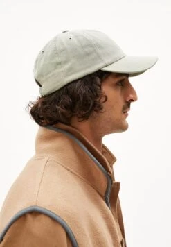 Armedangels Unisex Yenaas Bold Cap - 100% Organic Cotton -Sportswear Shop unisex yenaas bold cap 100 organic cotton headwear armedangels 279105