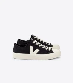 Veja Wata II Low Canvas - Organic Certified Cotton -Sportswear Shop wata ii low canvas organic certified cotton veja black pierre 36 593595