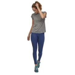 Patagonia W's Endless Run Tights - Recycled Polyester -Sportswear Shop womens endless run tights recycled polyester leggings patagonia 208523