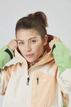 W's Abstral+ 2.5L Jacket - Recycled Polyester & Circular Polyester -Sportswear Shop ws abstral 25l jacket recycled polyester circular polyester jacket picture organic 755966