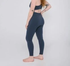 W's Active Seamless Leggings - Recycled Nylon -Sportswear Shop ws active leggings recycled nylon leggings organic basics dusty blue xs s 267058
