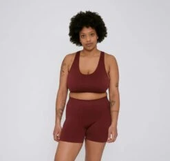 W's Active Seamless Yoga Shorts - Recycled Nylon -Sportswear Shop ws active yoga shorts recycled nylon shorts organic basics burgundy xs s 548697