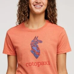 Cotopaxi W's Altitude Llama Organic T-Shirt - Organic Cotton & Recycled Polyester -Sportswear Shop ws altitude llama organic t shirt organic cotton recycled polyester shirt cotopaxi 764401