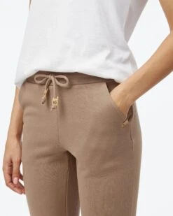 Tentree W's Bamone Sweatpant - Made From Recycled Polyester & Organic Cotton -Sportswear Shop ws bamone sweatpant made from recycled polyester organic cotton pants tentree 734700