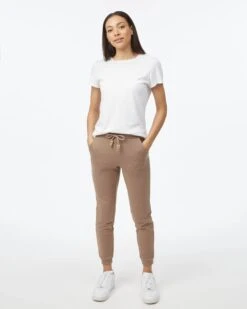 Tentree W's Bamone Sweatpant - Made From Recycled Polyester & Organic Cotton -Sportswear Shop ws bamone sweatpant made from recycled polyester organic cotton pants tentree pine bark xs 242093