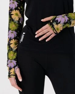 Mons Royale W's Bella Tech Hoodie - Mulesing-free Merino Wool 20 Mons Royale W's Bella Tech Hoodie - Mulesing-free Merino Wool -Sportswear Shop ws bella tech hoodie mulesing free merino wool shirt mons royale 169692