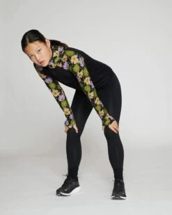 Mons Royale W's Bella Tech Hoodie - Mulesing-free Merino Wool 23 Mons Royale W's Bella Tech Hoodie - Mulesing-free Merino Wool -Sportswear Shop ws bella tech hoodie mulesing free merino wool shirt mons royale 329152